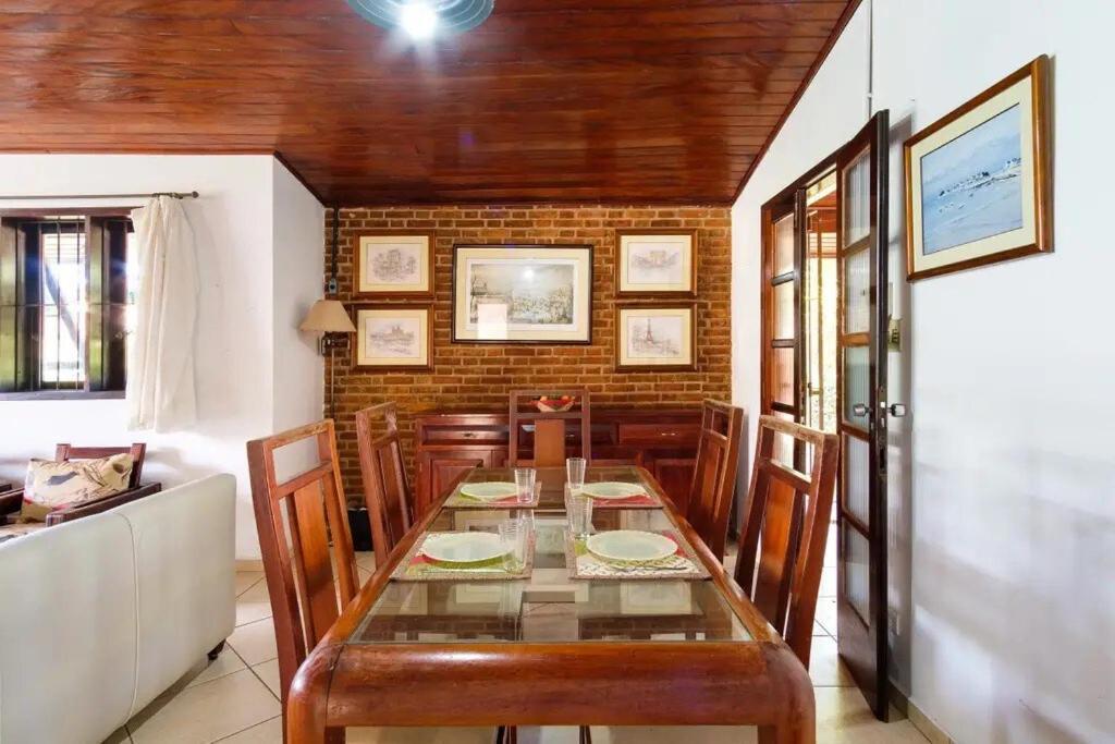 Bh4 - Bh4: Casa Com Piscina Ao Lado Da Praia Grande Ubatuba Zewnętrze zdjęcie