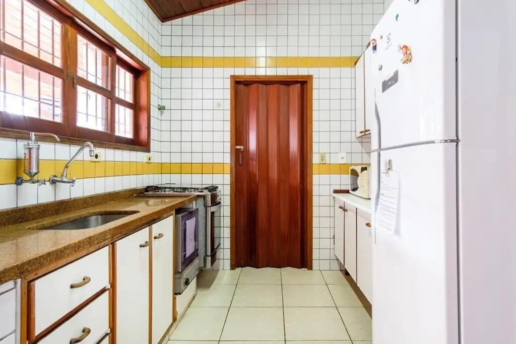 Bh4 - Bh4: Casa Com Piscina Ao Lado Da Praia Grande Ubatuba Zewnętrze zdjęcie